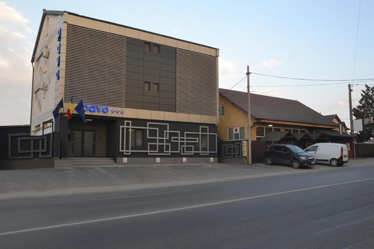 Pensiune Pavo Питешти Экстерьер фото